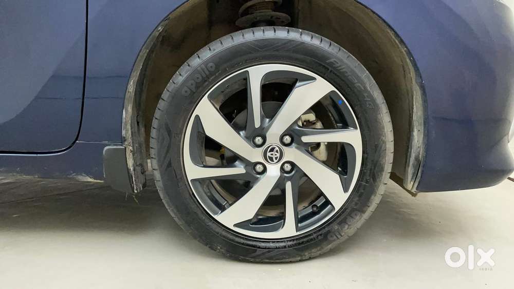 Toyota Glanza 1.2 V Amt, 2024, Petrol