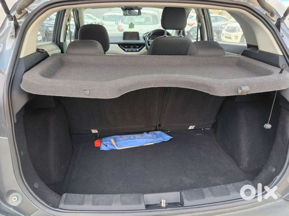 Tata Nexon 1.2 Revotron Xz Plus Dual Tone Roof (s), 2020, Petrol