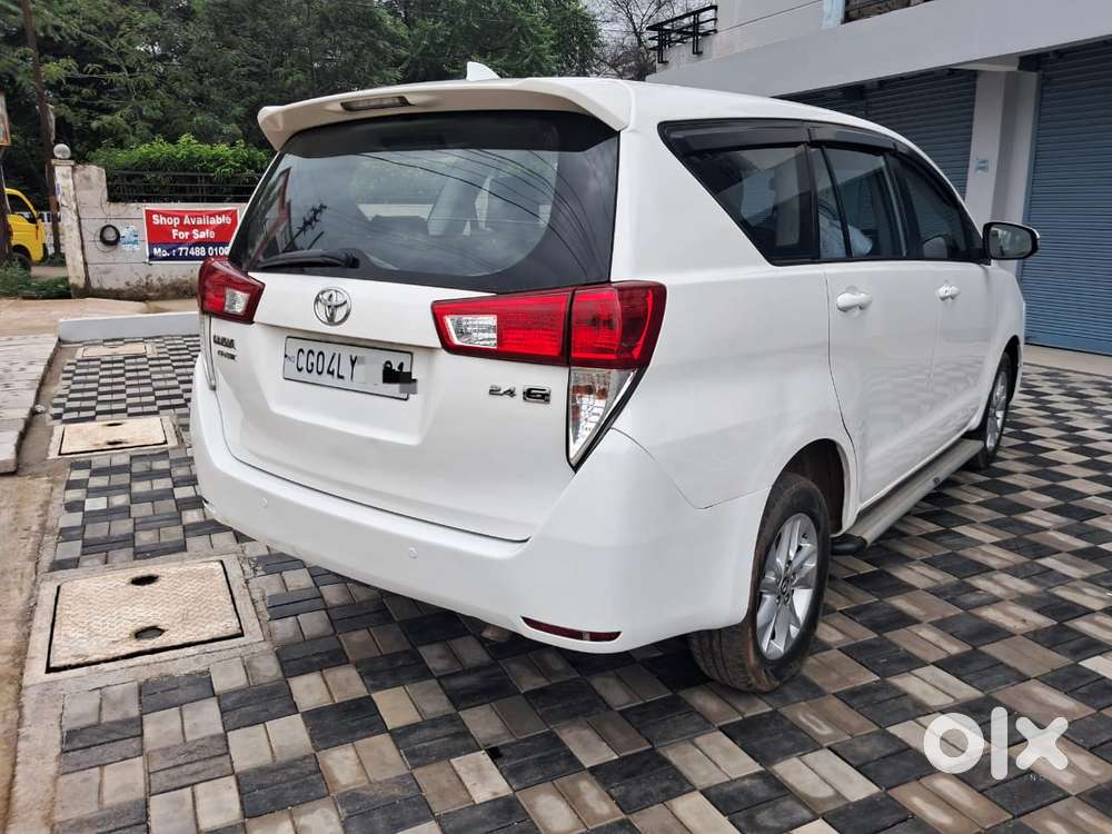 Toyota Innova Crysta 2.4 Gx Mt, 2017, Diesel