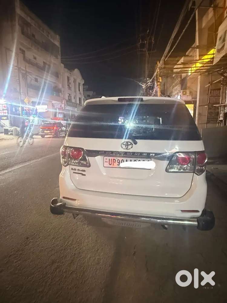 Toyota Fortuner 2012 Diesel 120000 Km Driven