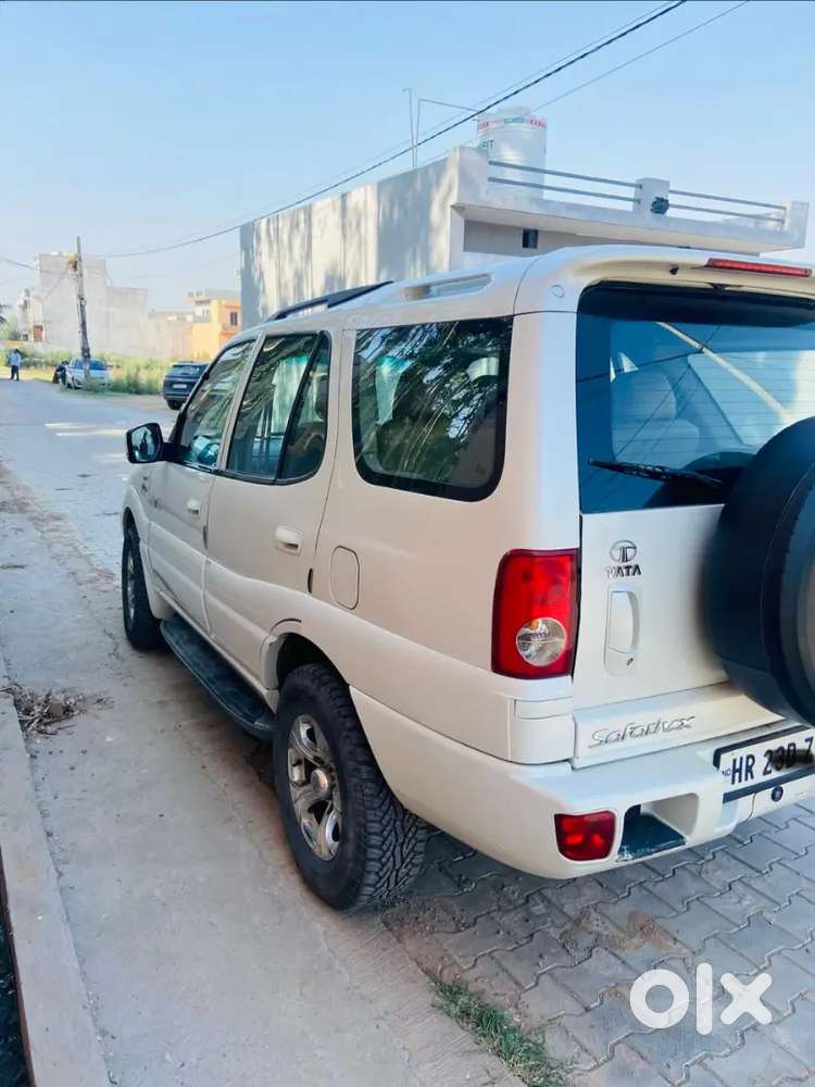Tata Safari 2009