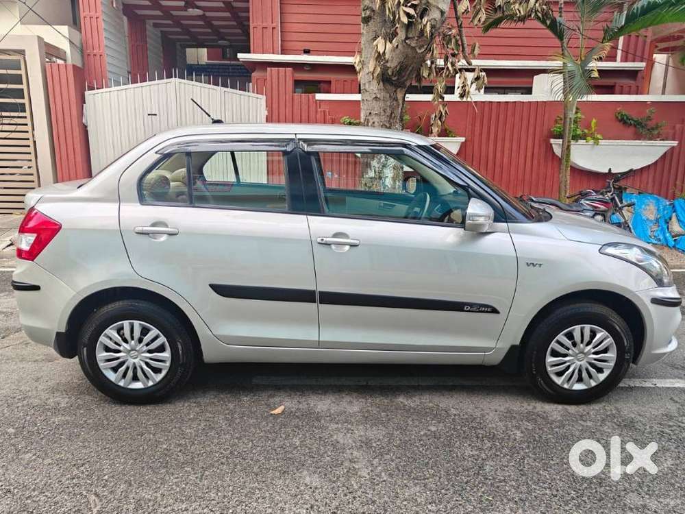 Maruti Suzuki Swift Dzire 1.2 Vxi Bsiv, 2015, Petrol