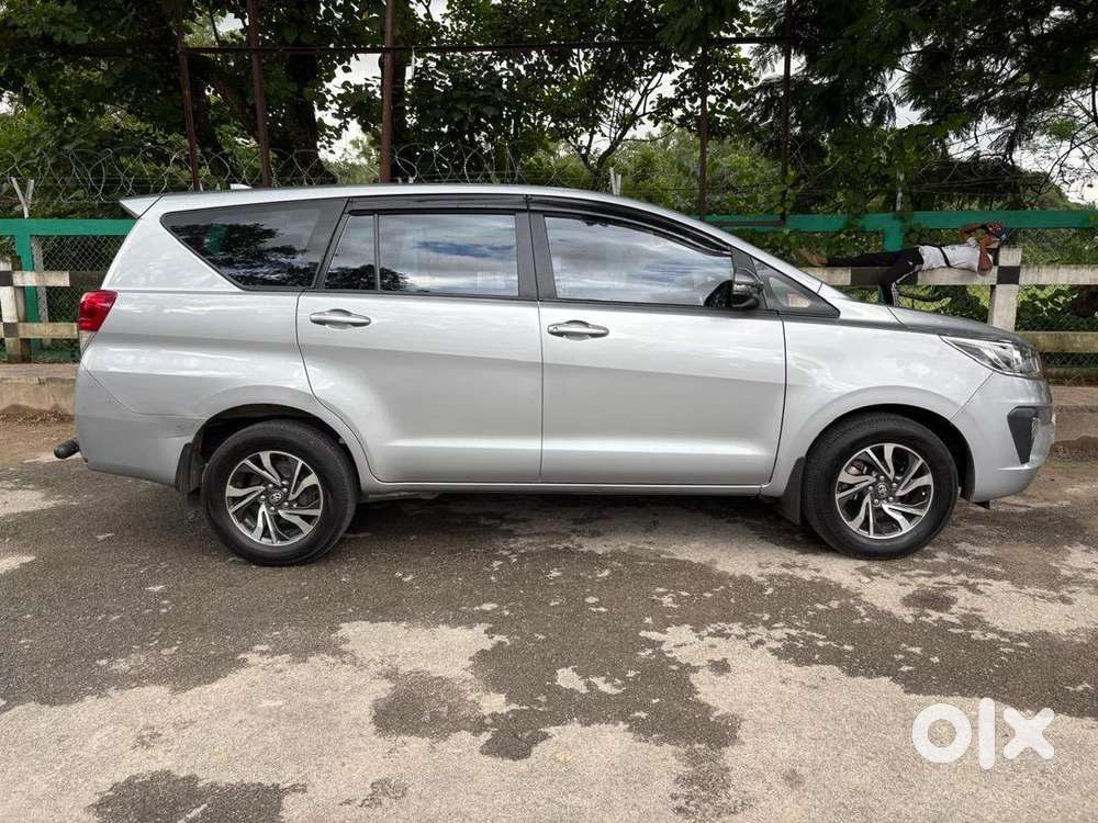 Toyota Innova Crysta 2022 Diesel Well Maintained