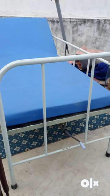 Hospital bed deals for sale olx