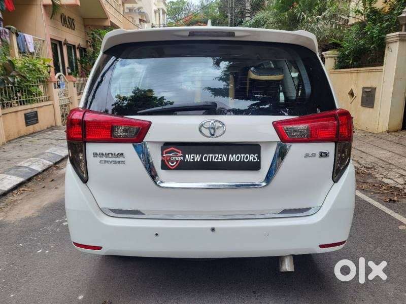 Toyota Innova Crysta 2.8 Gx At 8s, 2016, Diesel