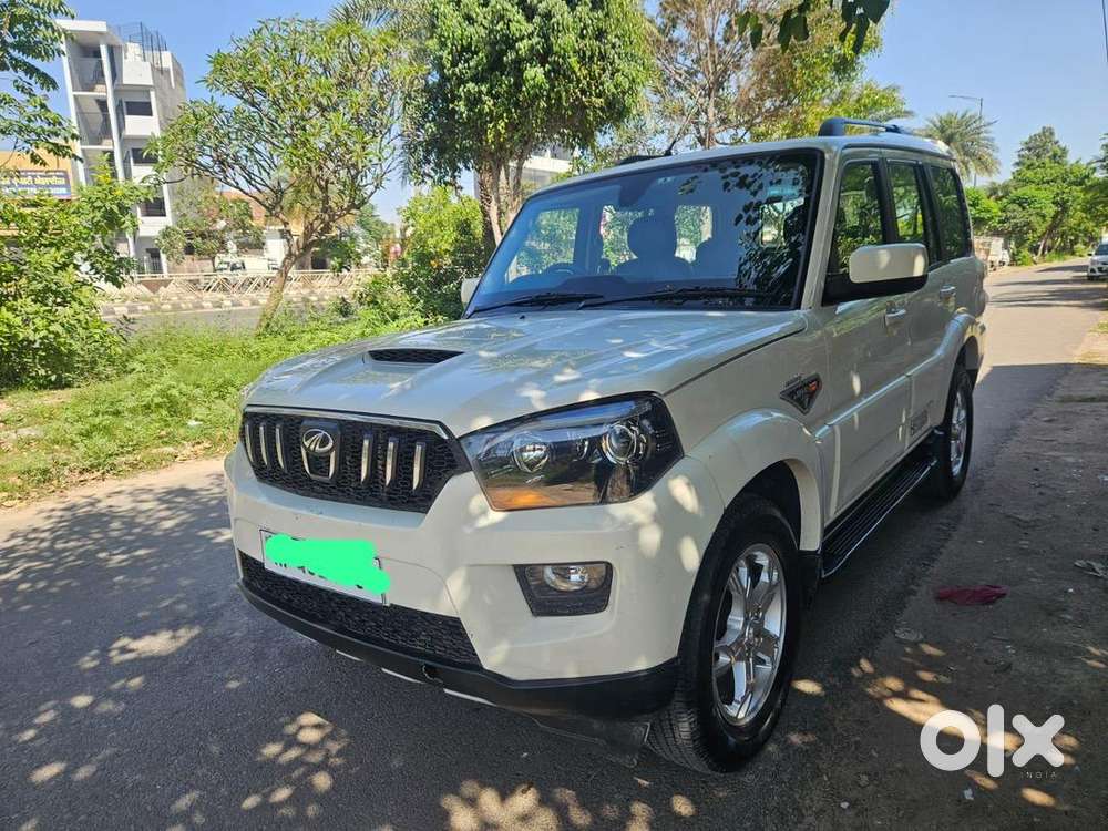 2018 S10_top_variant Scorpio_1stowner