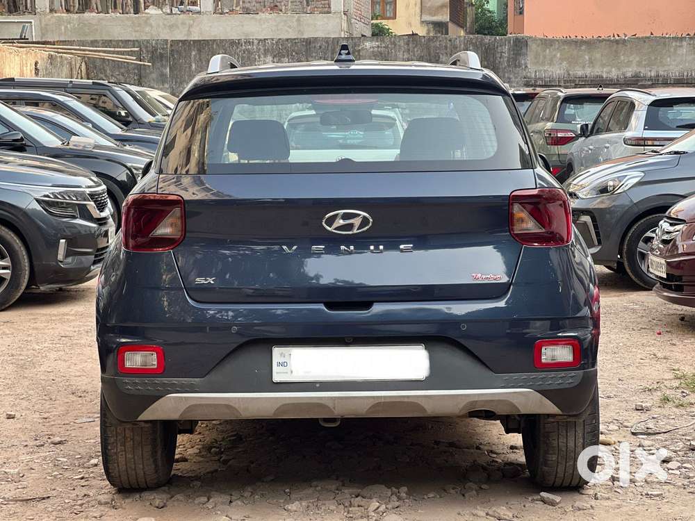 Hyundai Venue 1.0l Turbo Gdi Sx Mt, 2021, Petrol