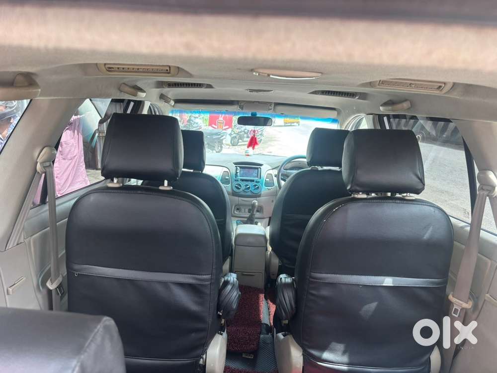 Toyota Innova Diesel 2010 Year