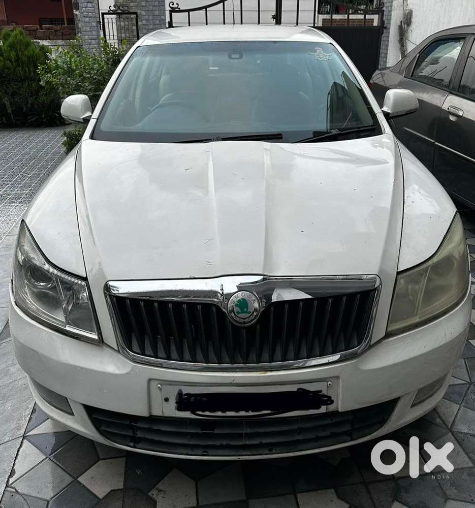 Skoda Laura 2009 Diesel White