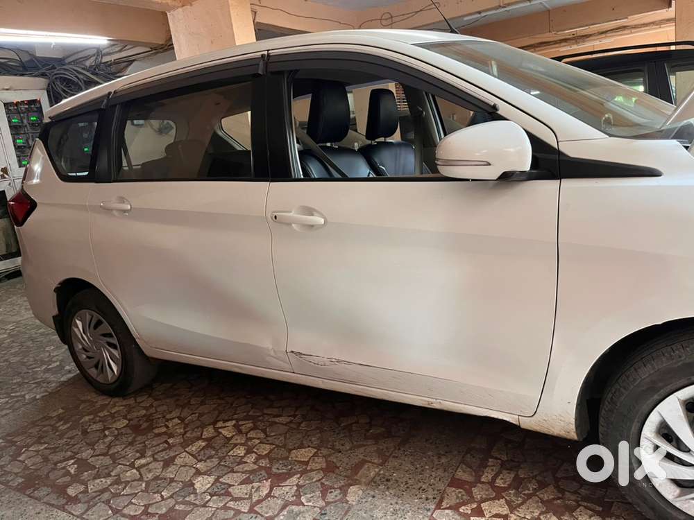 Maruti Ertiga Vxi 2025
