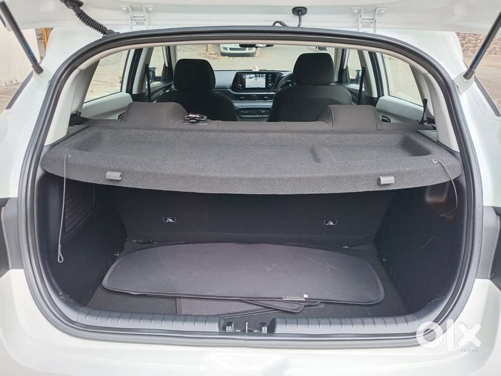Hyundai New I20 1.5 Asta (o) Mt, 2024, Petrol