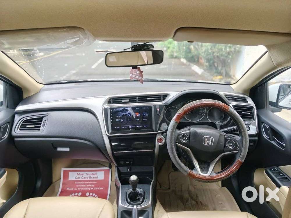 Honda City V Mt Sunroof, 2017, Petrol