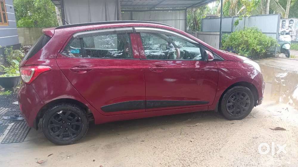 Hyundai Grand I10 2016 Petrol 88000 Km Driven. Well Maintained Vehicle