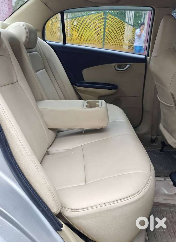 Honda Amaze 1.2 S (o) I-vtec At, 2015