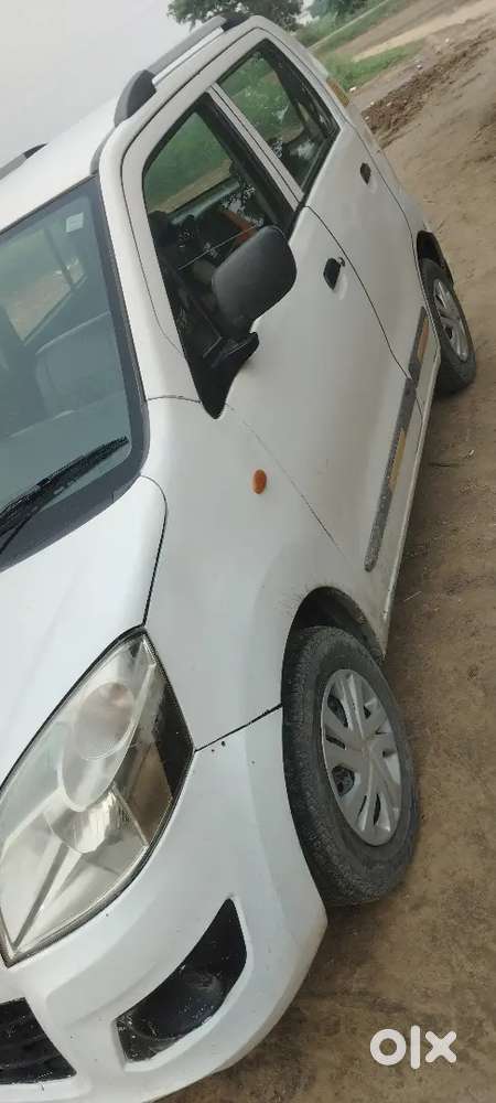 Commercialtaxiwagonr 2018