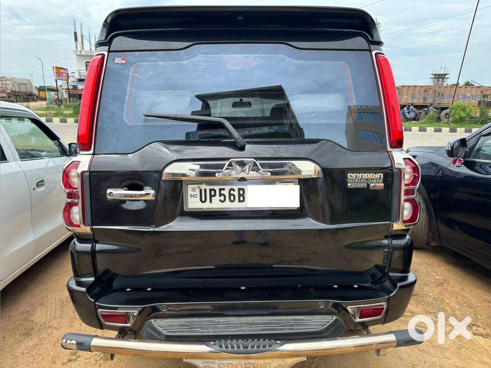 Mahindra Scorpio 2024 S11 First Owner Black