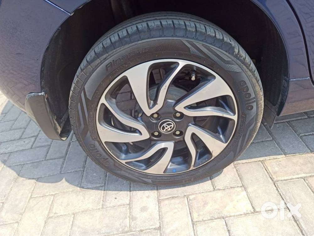 Toyota Glanza V Cvt, 2019, Petrol