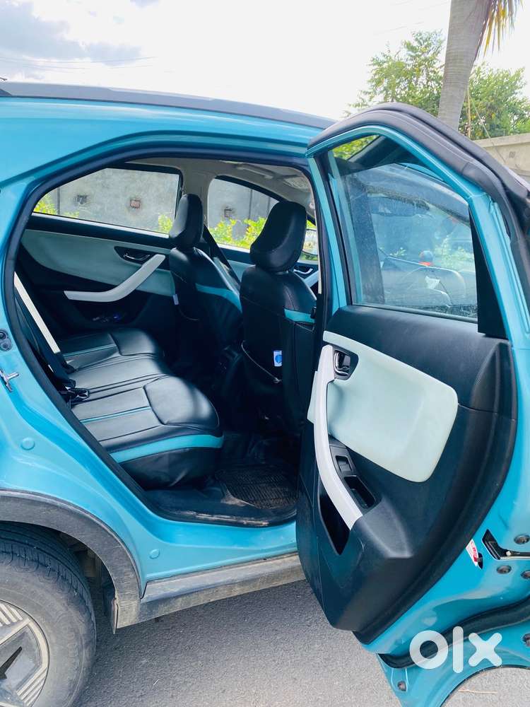 Tata Nexon Creative Plus S 1.2 Revotron Petrol 7dca, 2024, Petrol