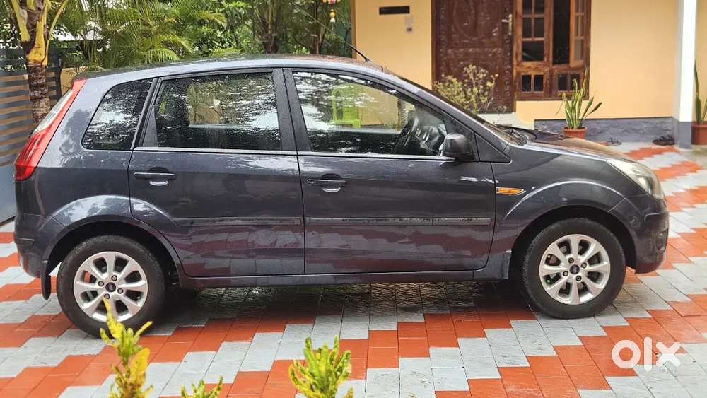 Ford Figo 2012 Diesel 76162 Km Driven