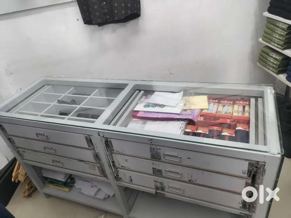 display table Other Household Items 1784010127