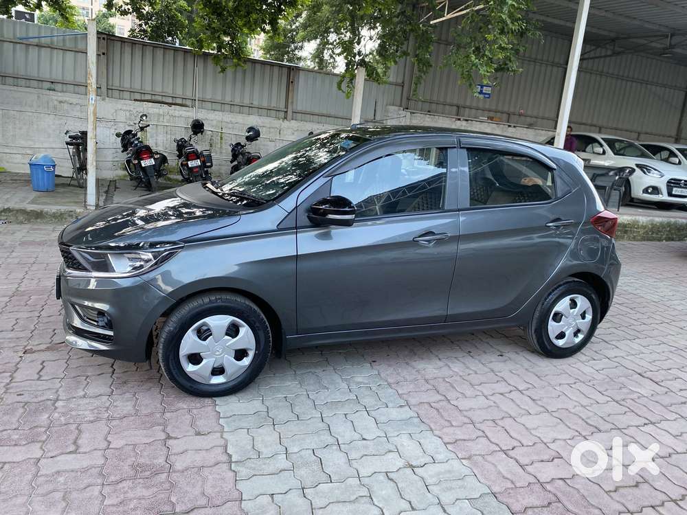 Tata Tiago 1.2 Revotron Xt Rhythm, 2022, Petrol