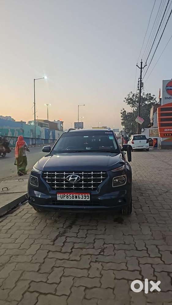 Hyundai Venue 2021 Petrol Well Maintained