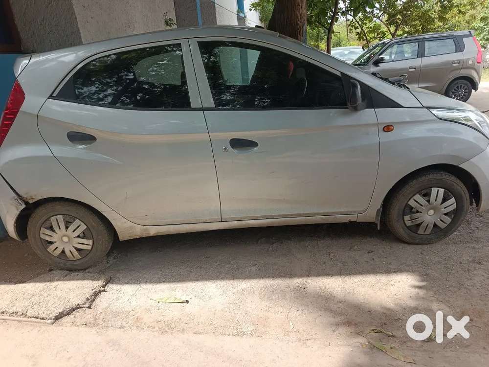 2nd Owner Hyundai Eon 2015 Petrol Manual