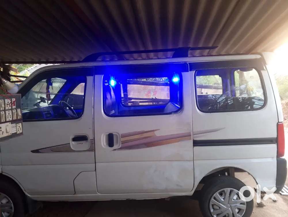 Maruti Suzuki Eeco 2014 Petrol 100000 Km Driven