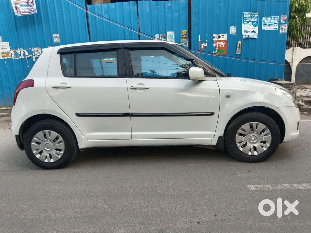 Maruti Suzuki Swift 2004-2010 Lxi Bsiv, 2011, Petrol