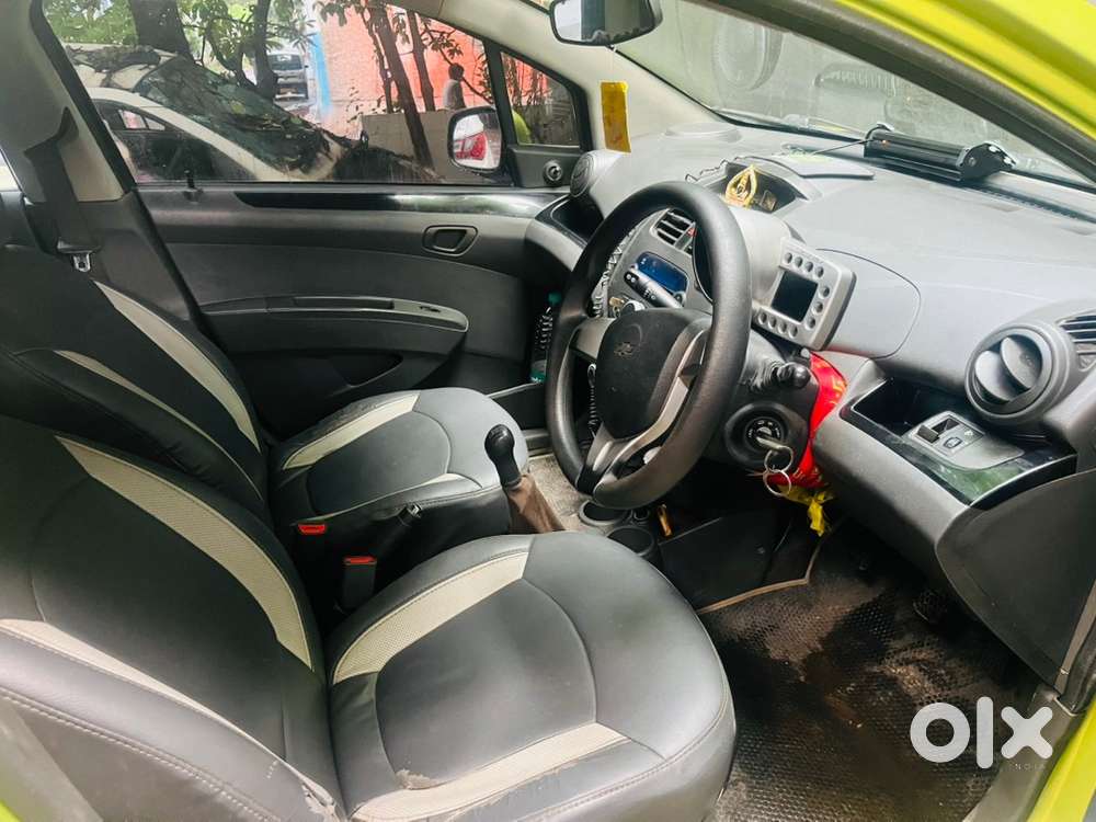 Chevrolet Beat Petrol 2012