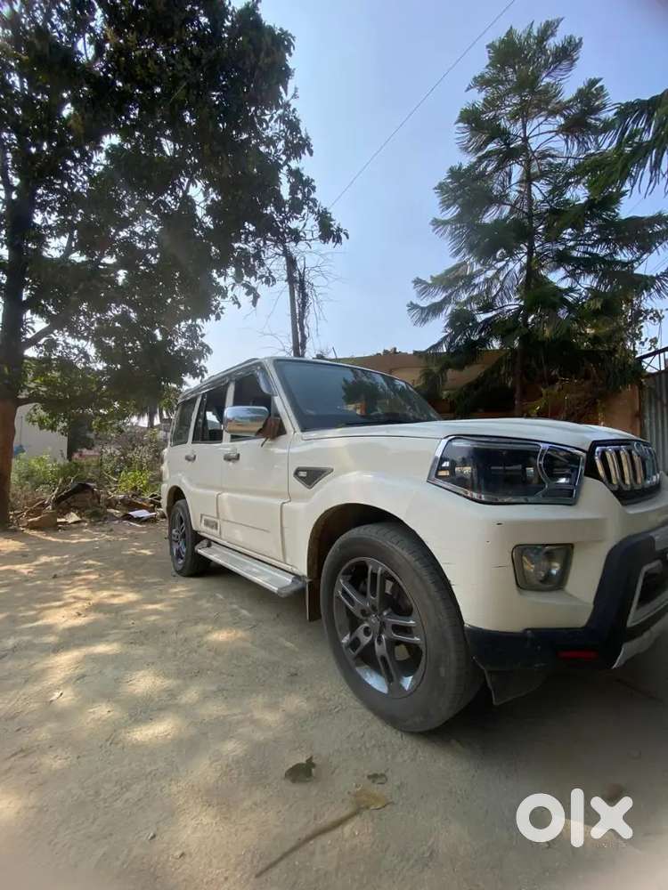 Mahindra Scorpio 2022 Drivrn78620 Km  /registration Date 30/12/2021
