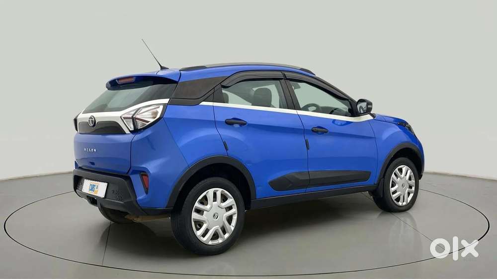 Tata Nexon 1.2 Revotron Xm (s), 2020, Petrol