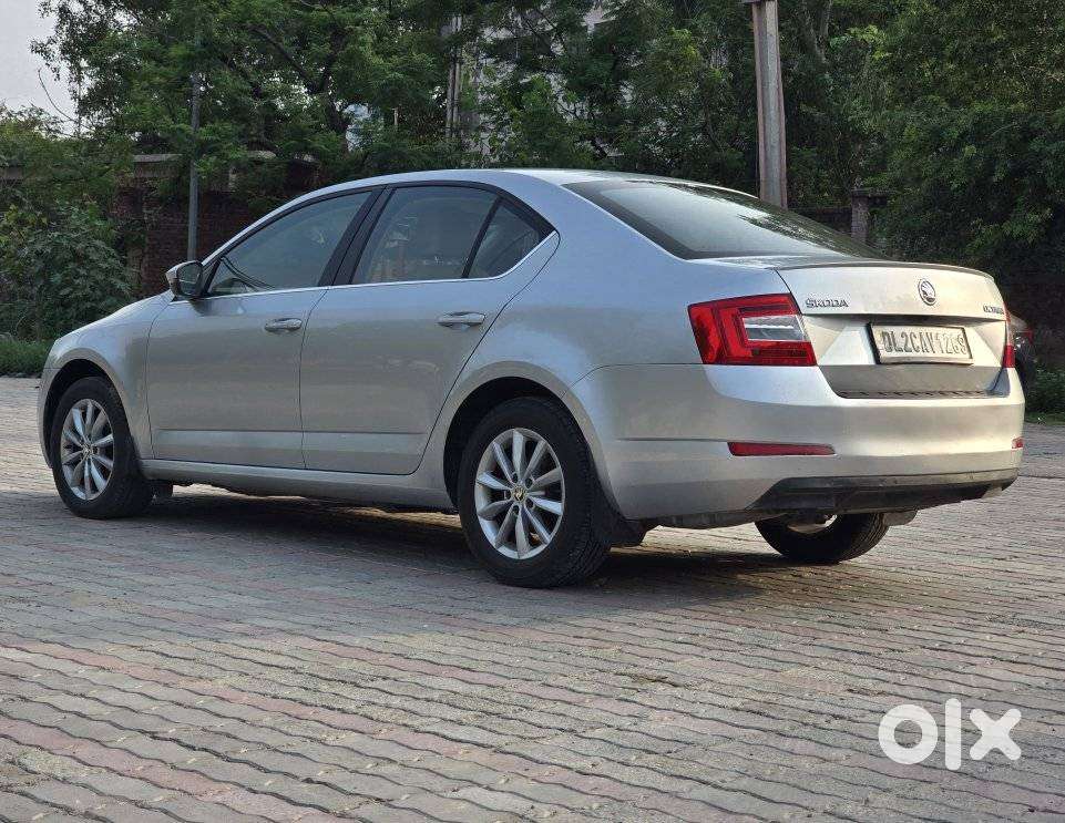 Skoda Octavia Elegance 1.8 Tsi At, 2016, Petrol