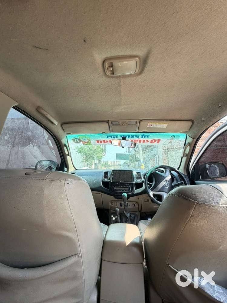 Toyota Fortuner Diesel 2011 Manual 2011