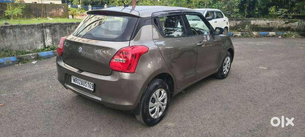 Maruti Suzuki Swift Vxi Optional, 2023, Petrol