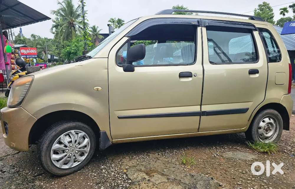 Maruti Suzuki Wagon R 2007 Petrol 161232 Km Driven. Royal Gold Colour