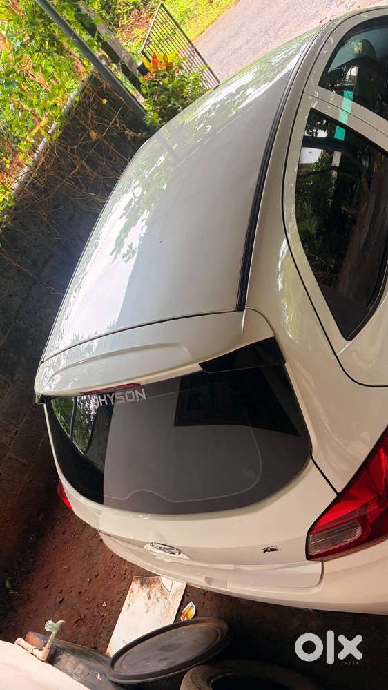 Tata Tiago Xe 2018