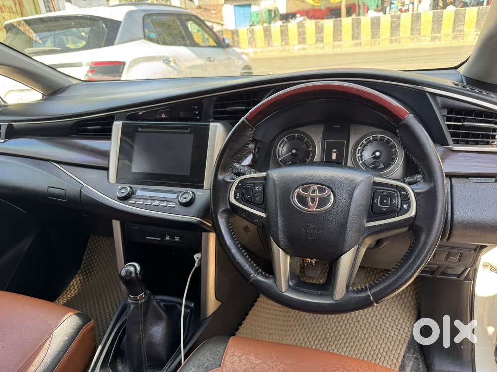 Toyota Innova Crysta