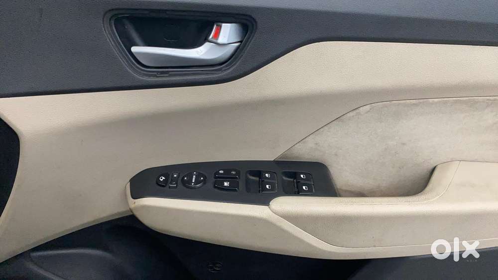 Hyundai Verna 1.6 Vtvt Sx, 2019, Petrol
