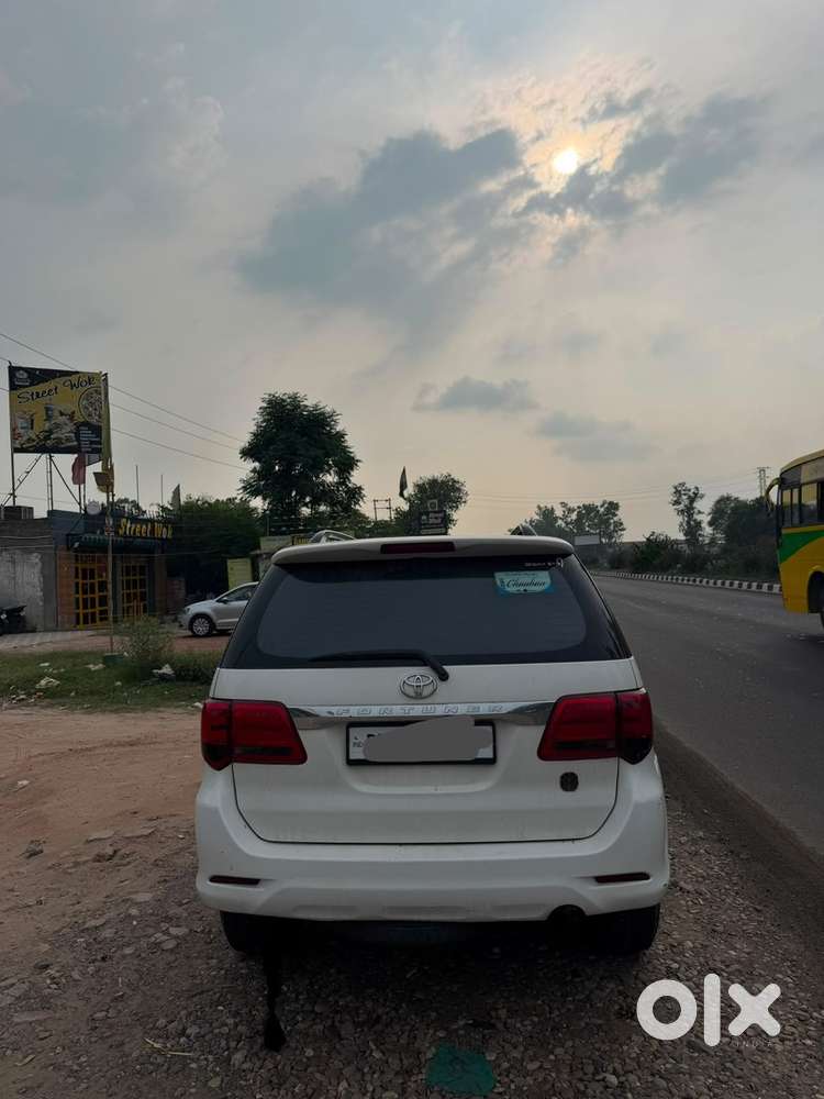 Toyota Fortuner Diesel 2013