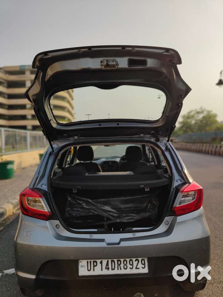 Tata Tiago 1.2 Revotron Xt (o), 2018, Petrol