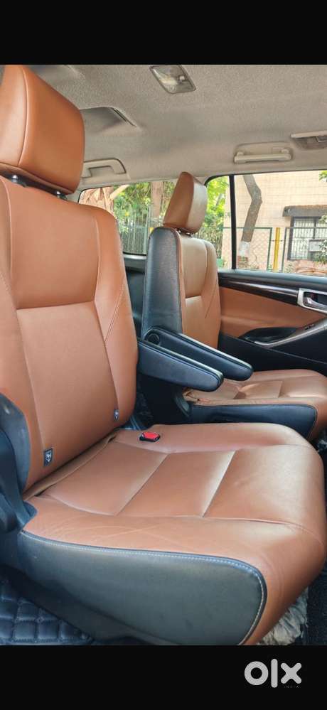 Toyota Innova Crysta 2.8 Gx At 7 Str, 2016, Diesel
