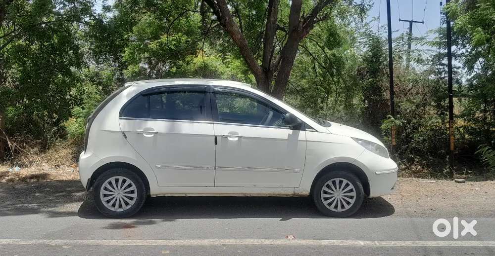 Tata Vista Quadrajet 2012