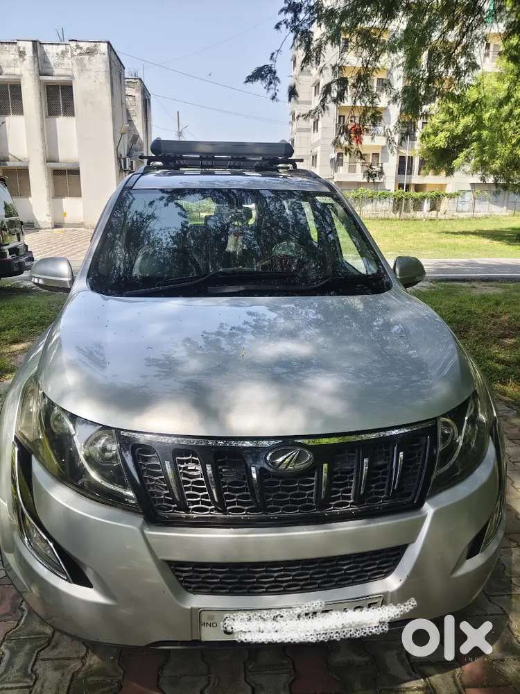 Mahindra Xuv500 2.2 W10 2016