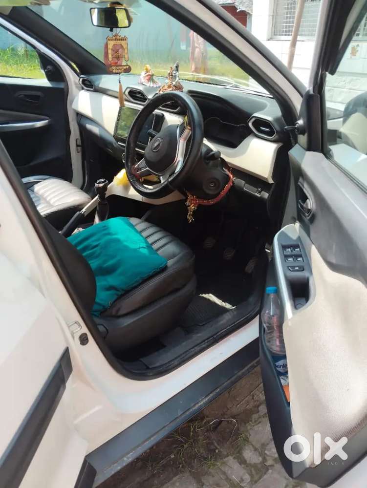 Nissan Magnite 2023 Petrol 54000 Km