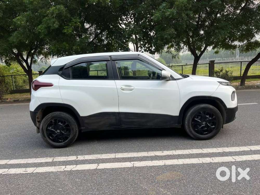 Tata Punch Adventure Amt, 2022, Petrol