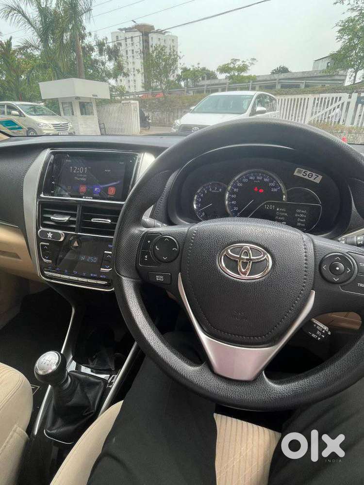 Toyota Yaris V, 2018, Petrol