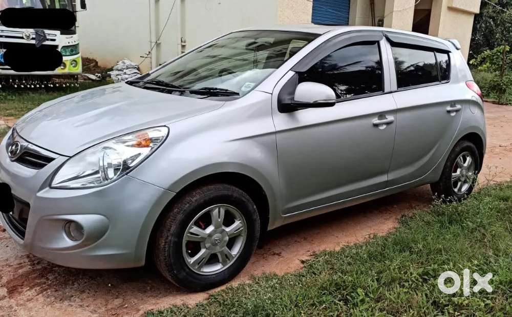 Well Maintained, 6 Airbags, Sunroof