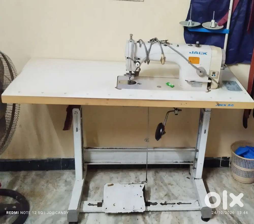 JACK industrial sewing machine