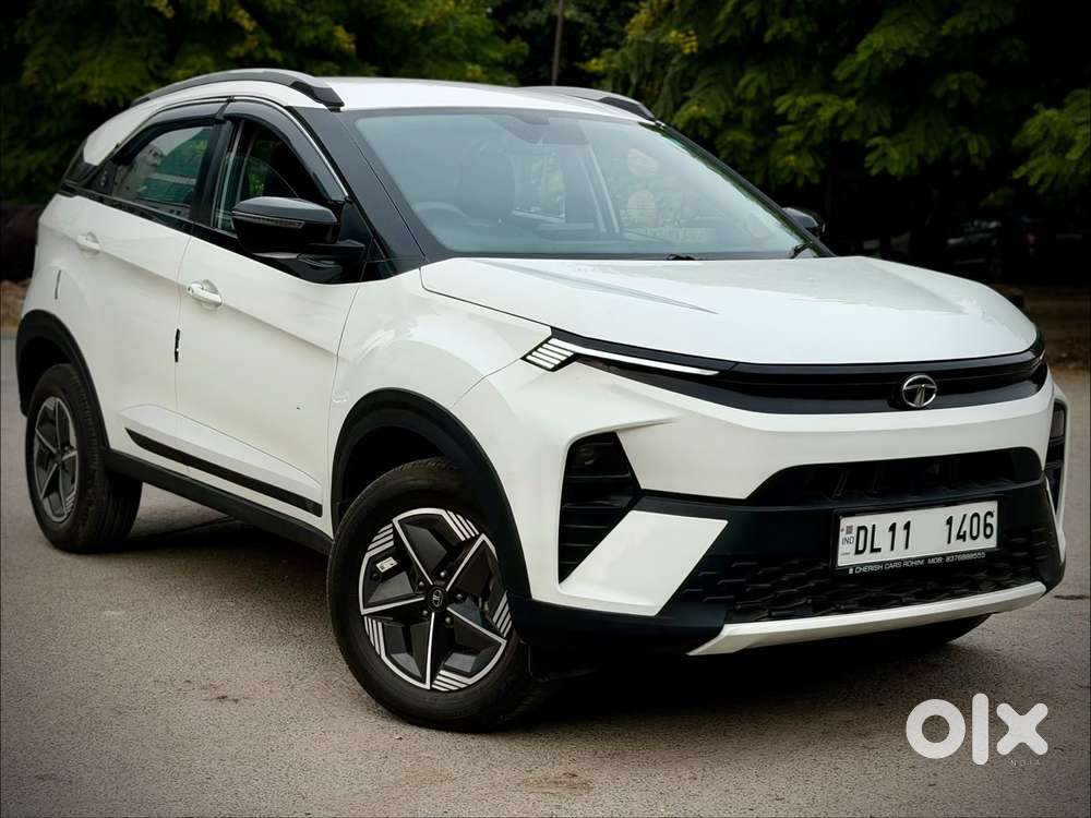 Tata Nexon Creative Plus 1.2 Revotron Petrol 6 Amt, 2023, Petrol